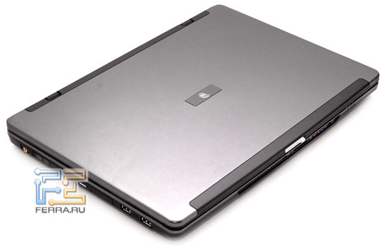 RoverBook Nautilus V770: внешний вид в закрытом состоянии