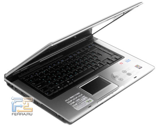 ASUS X50V: внешний вид в приоткрытом состоянии
