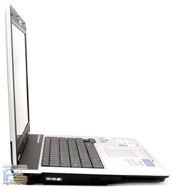 ASUS Z53S: внешний вид в открытом состоянии