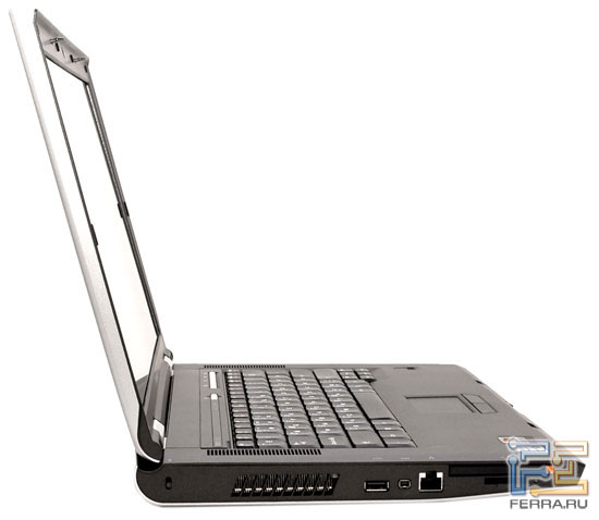 Lenovo 3000 N100: внешний вид в открытом состоянии